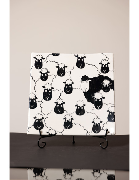 Piatto Decorativo La Pecora Nera Ceramica | Laboratorio71