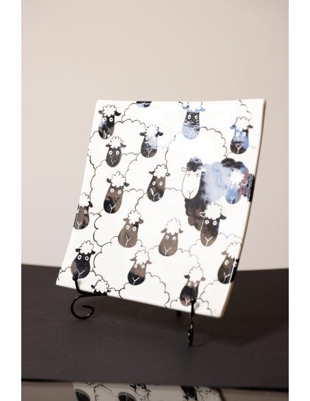 Piatto Decorativo La Pecora Nera Ceramica | Laboratorio71